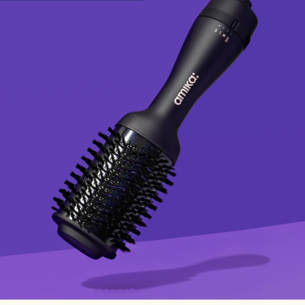 Amika blow dryer brush
